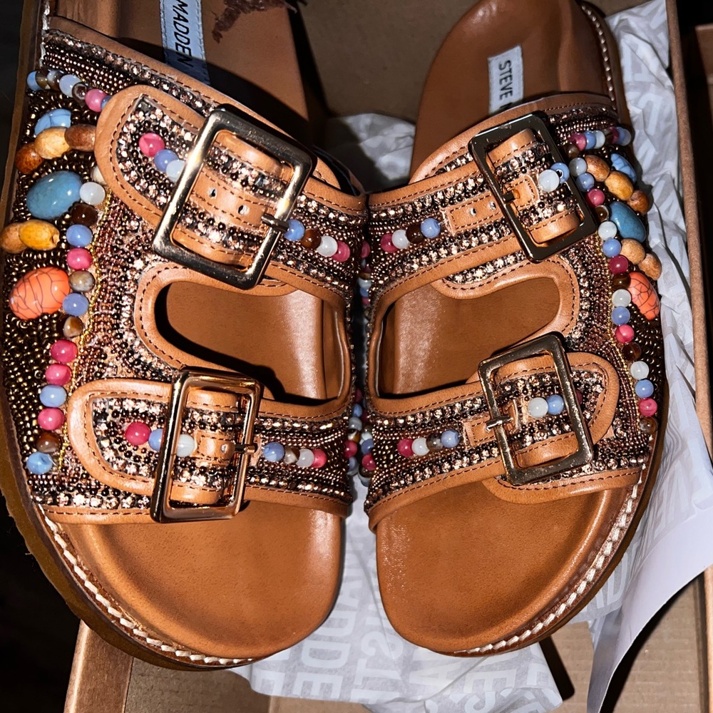 Stunning beaded and stoned sandals Steve Madden NWT